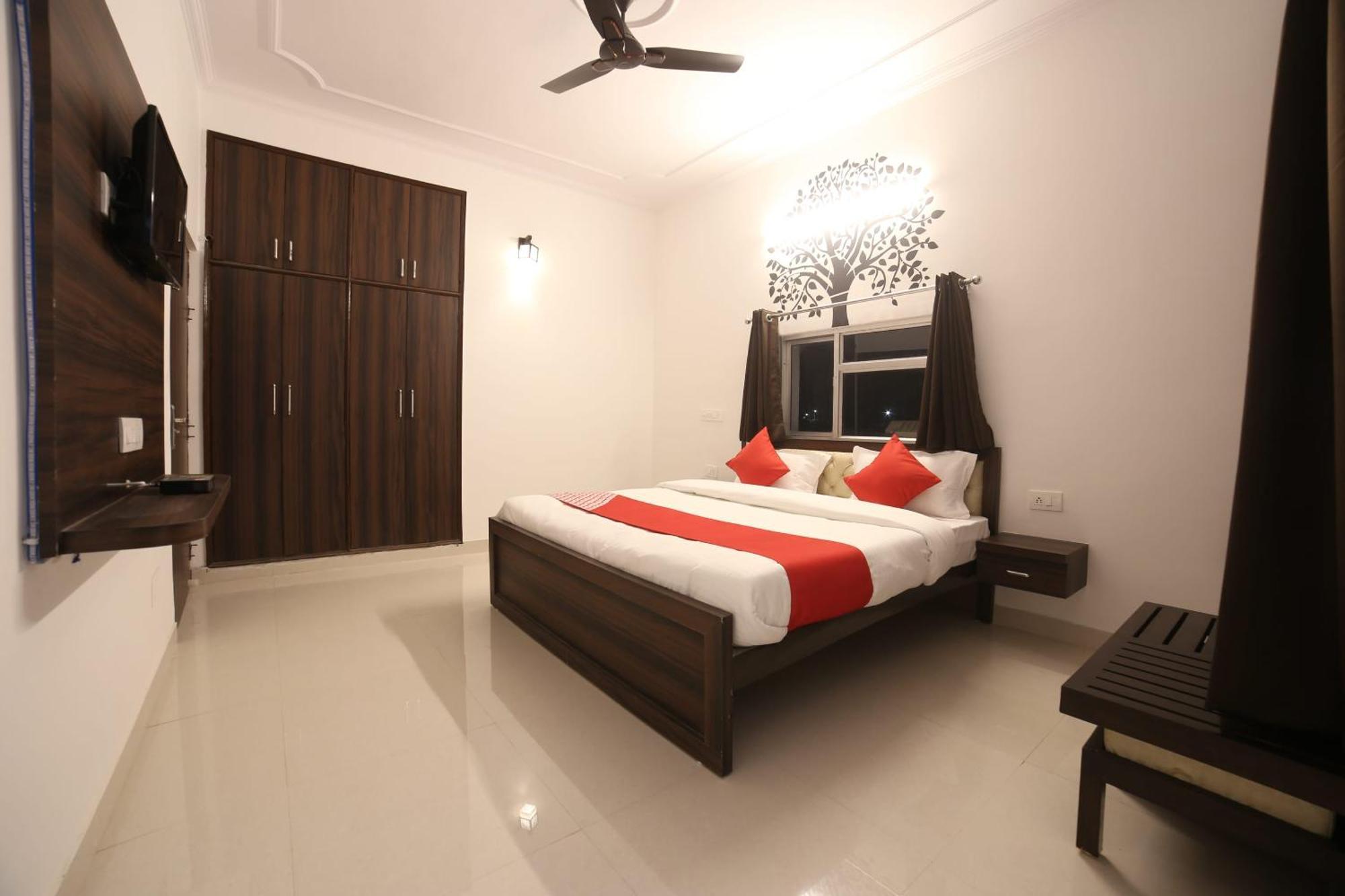 Flagship Hotel Crossroads Jaipur Exterior foto