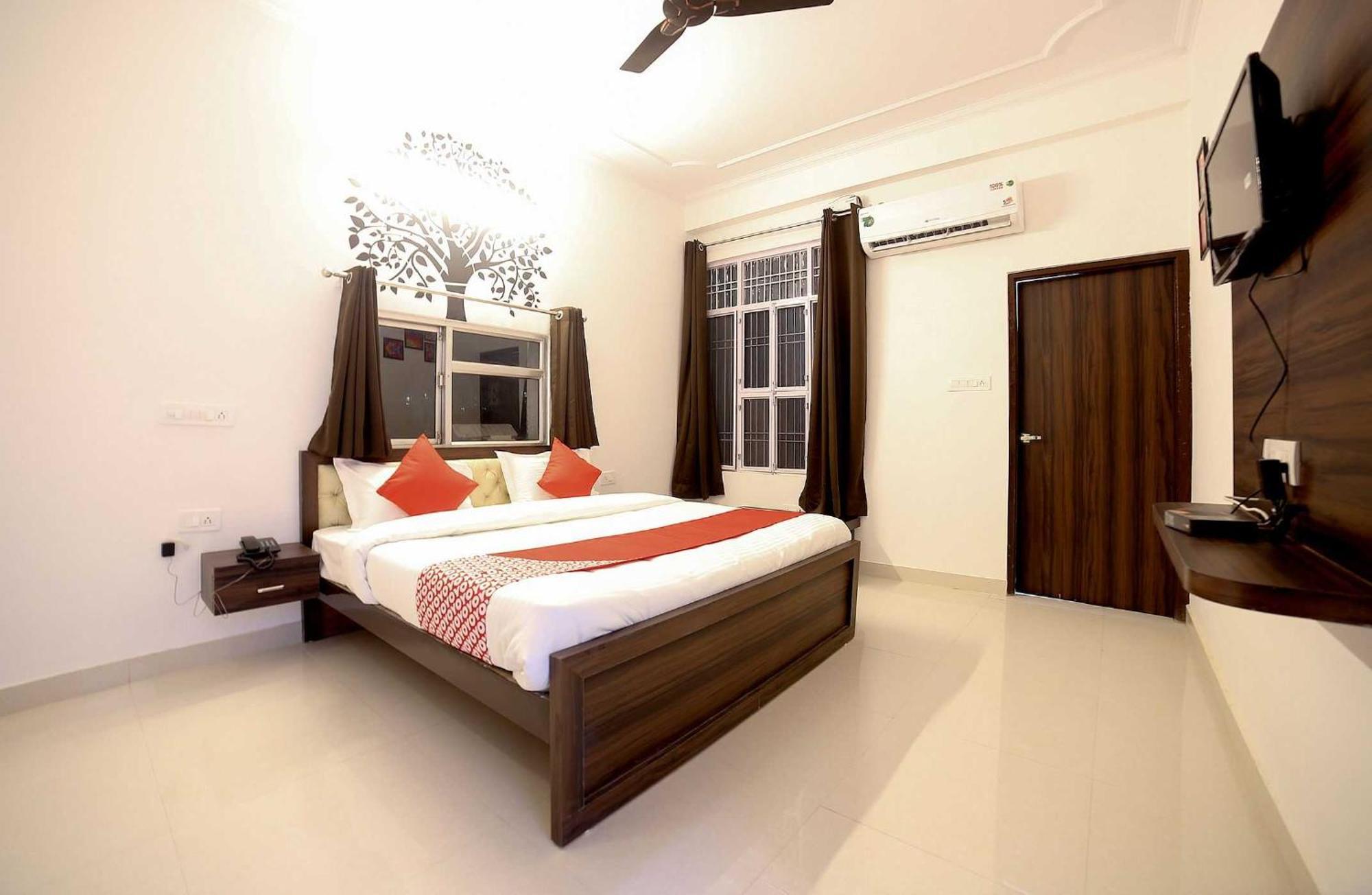 Flagship Hotel Crossroads Jaipur Exterior foto
